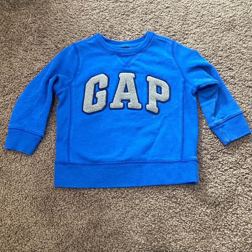 Gap 2t sweatshirt